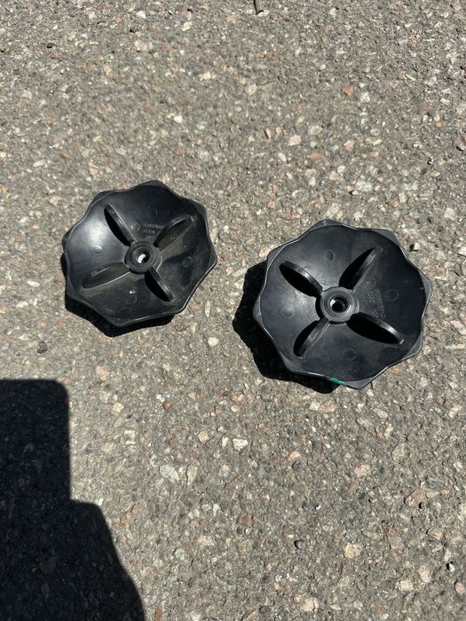 Dodge Challenger 2016 кріплення запасного колеса 52059160AC