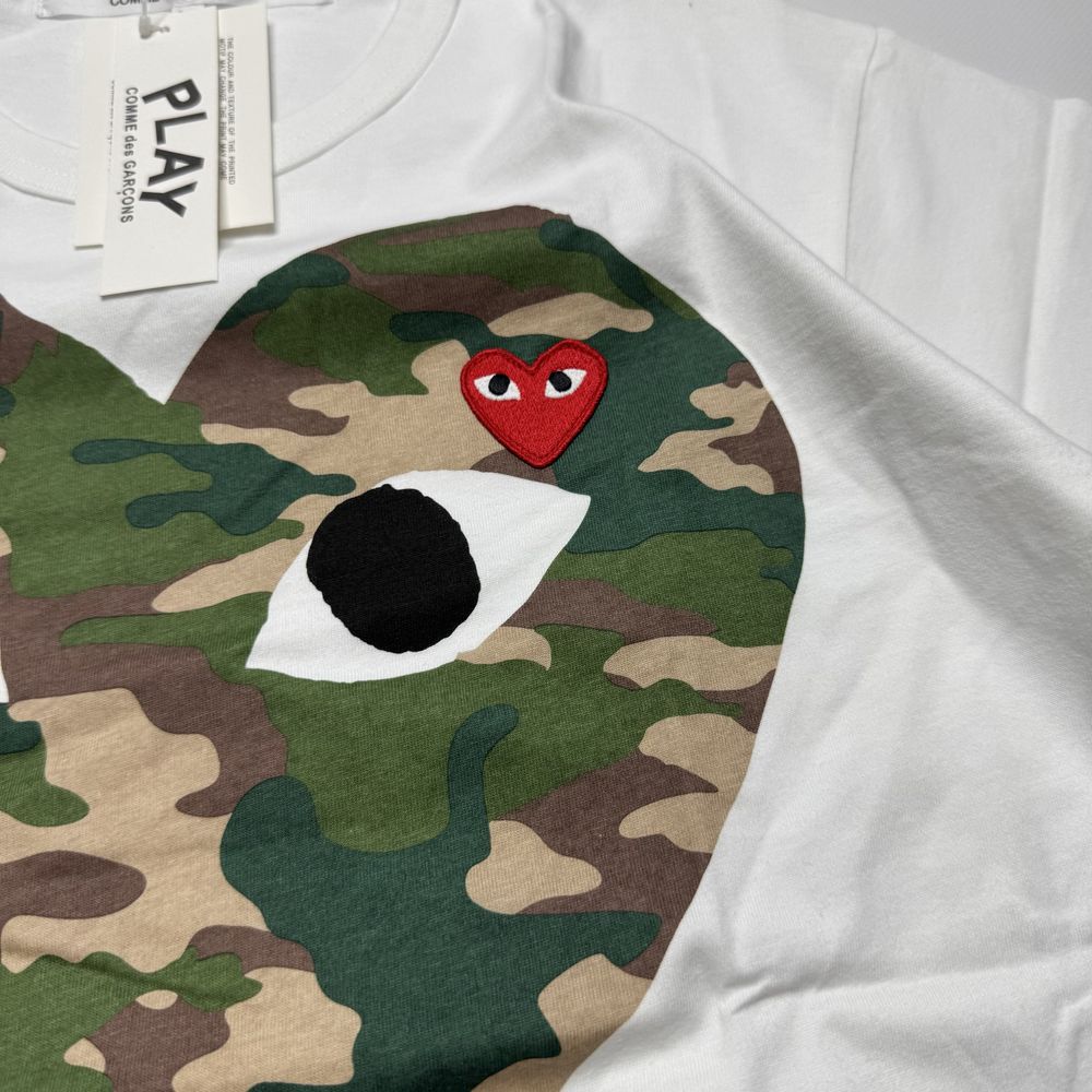 Футболка comme des garcons/ футболка play/ футболка cdg