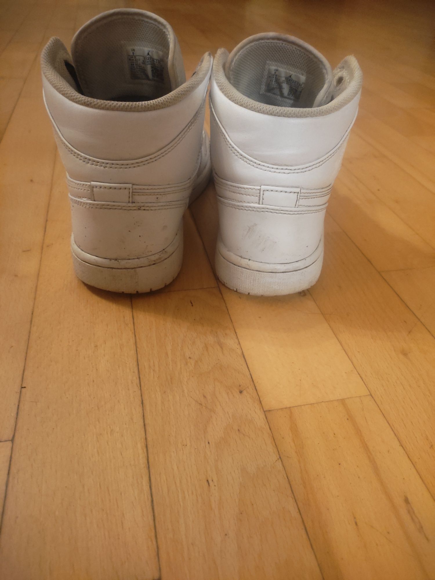 Nike Jordan 1 Białe Mid