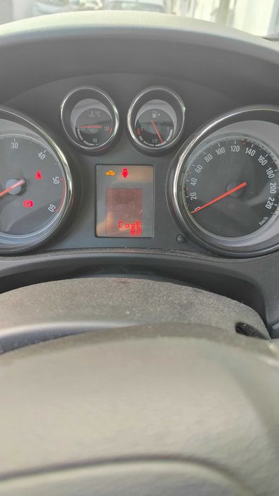 Opel Meriva - Oportunidade Motor Danificado