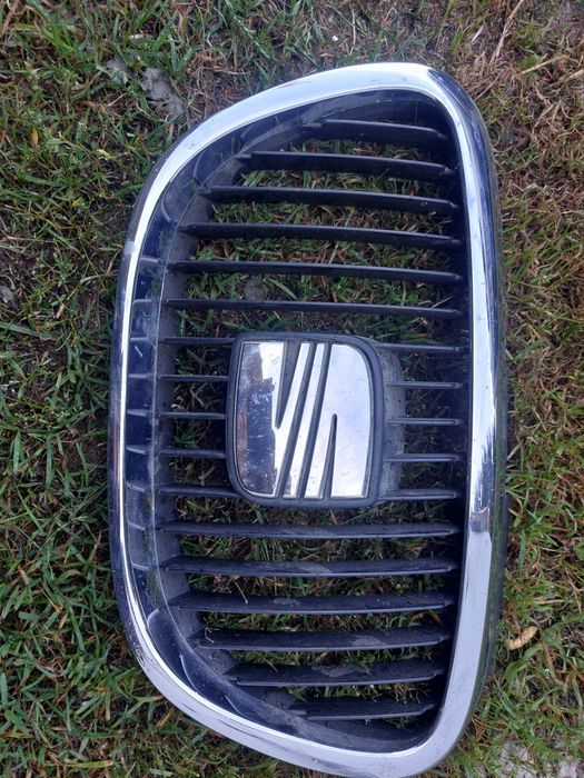 Grill seat leon 2