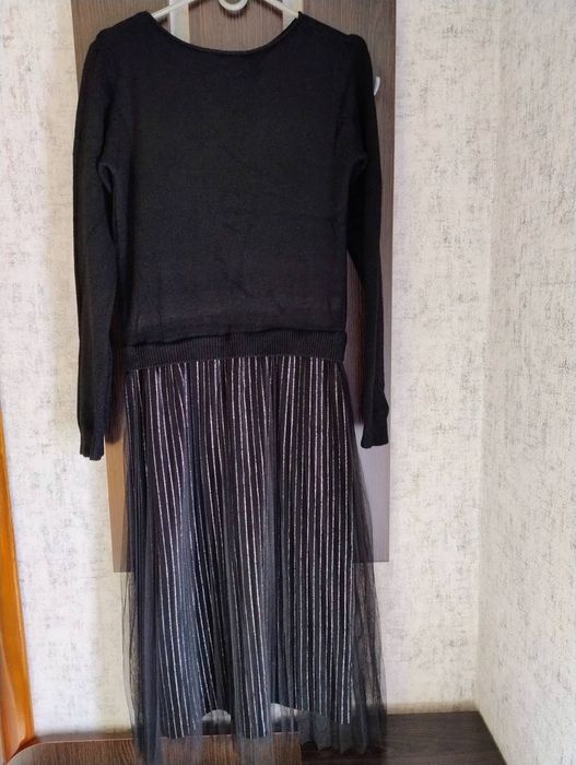 Плаття.    .   .