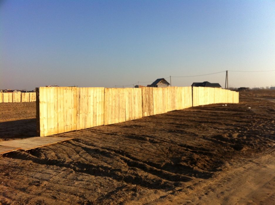Щит.Забор для стройки. Ограждение строительными щитами 2 на 2 метра.