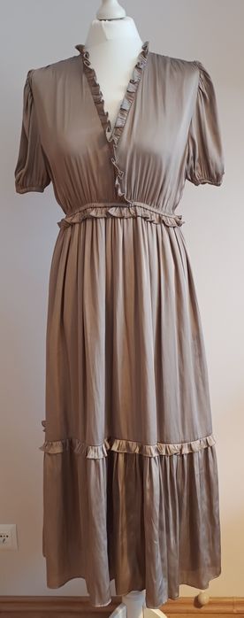 Elegancka atłasowa sukienka marki Mable rozm S/M