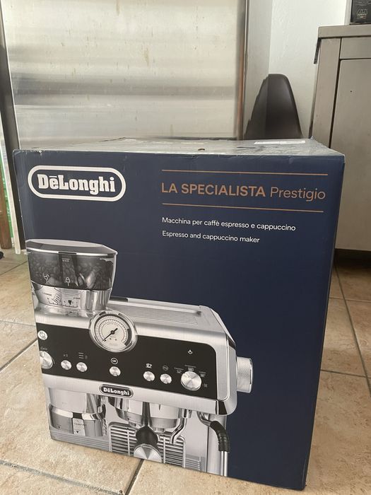 Maquina de café em bom estado