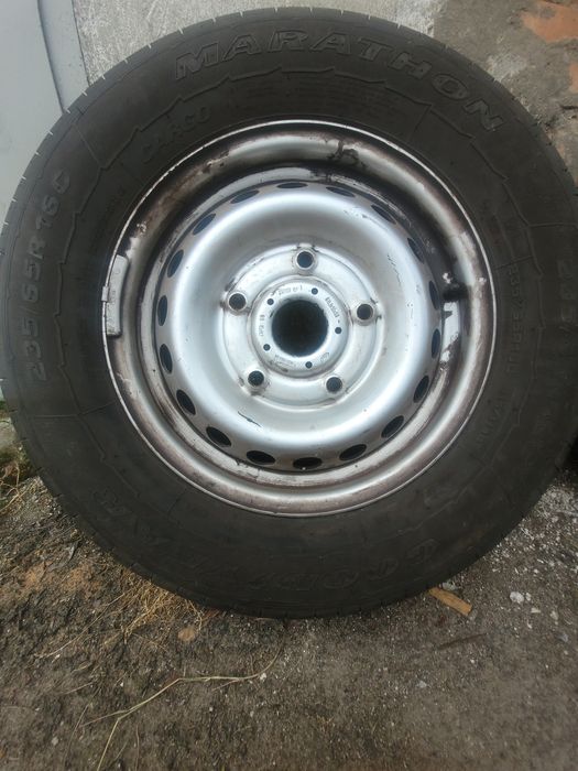 Продам колеса r16 235/65