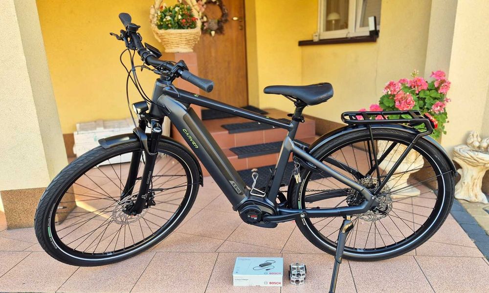 Rower elektryczny Carver Route E 540 roz. M/50cm, 11 km przebiegu !!!