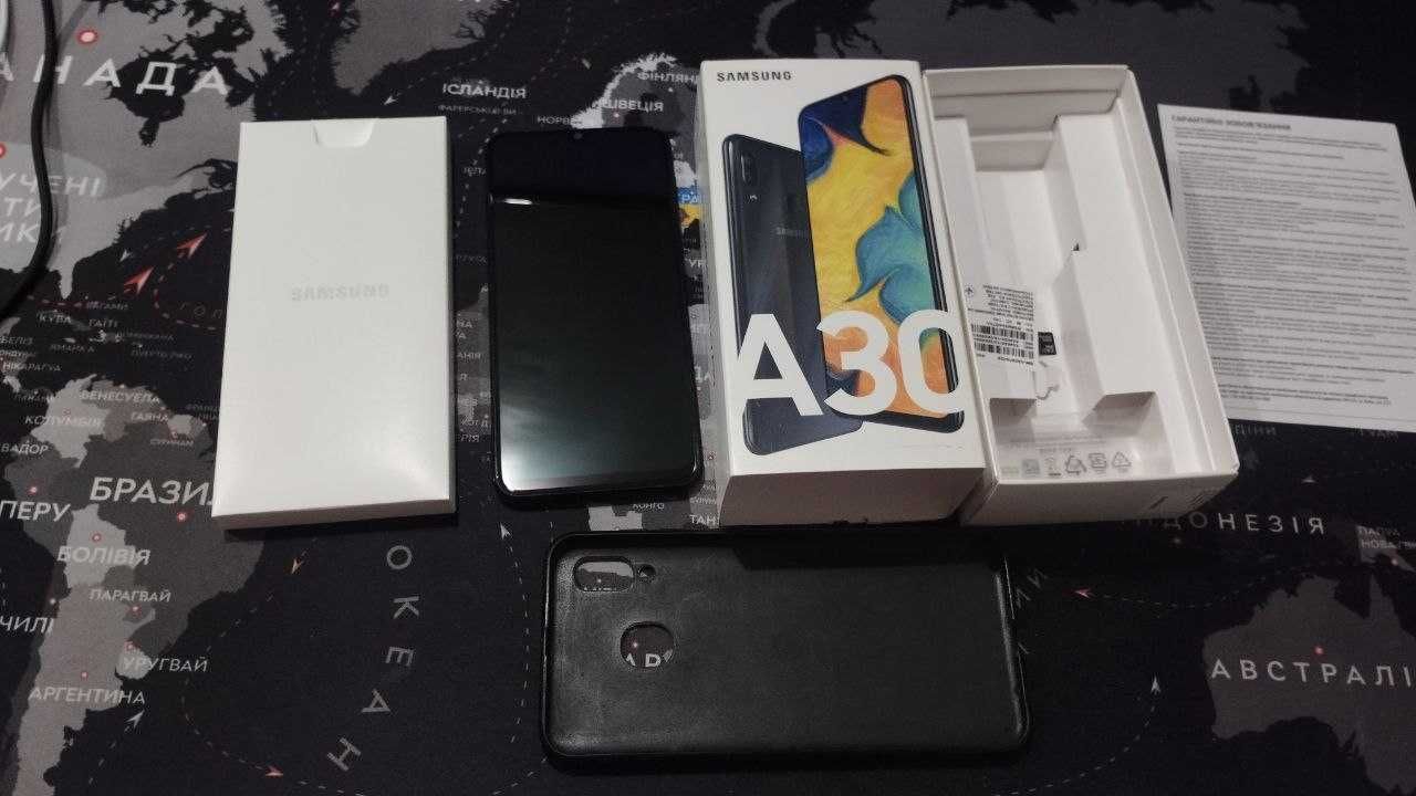 Продам смартфон Samsung Galaxy A30