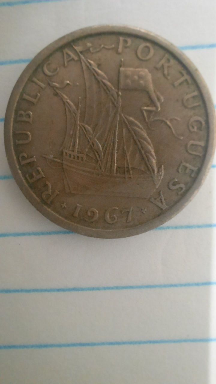 Moedas de 5 escudos de 1967