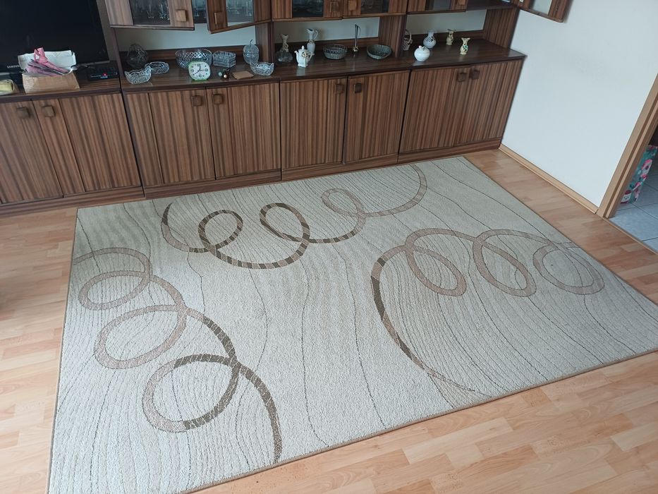 Duży dywan Stan bardzo dobry