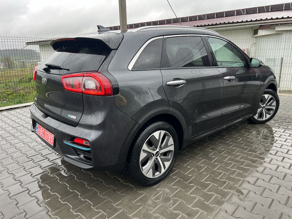 Продам kia niro