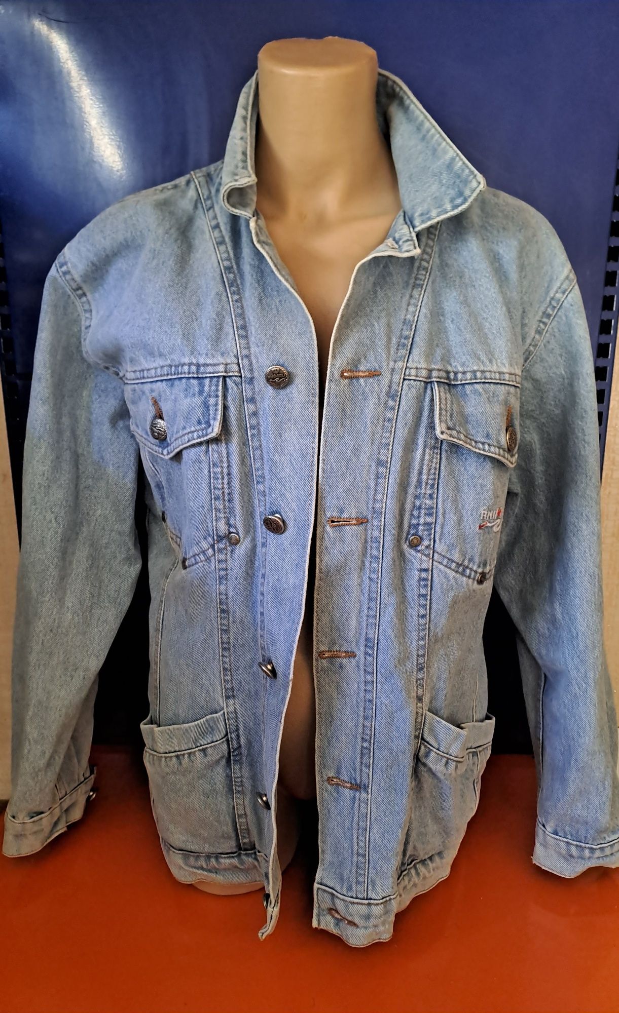 Куртка джинсовая  женская