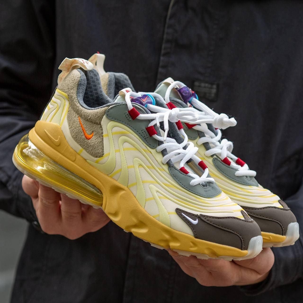 Чоловічі / жіночі кросівки Nike x Travis Scott Air Max 270 React кросі