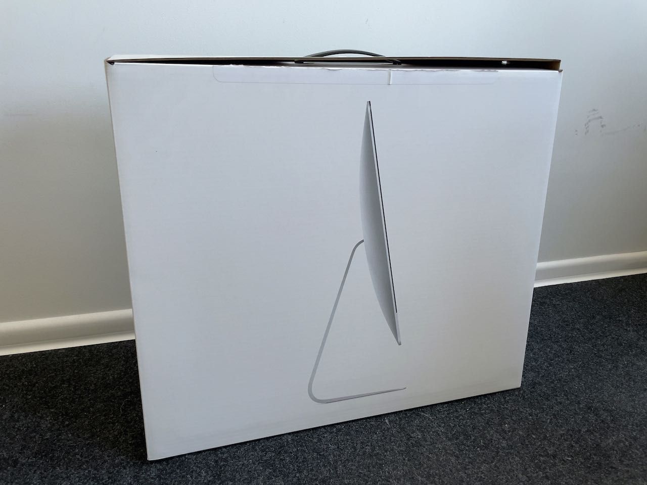 Imac 21,5 cala 2x 2,3 GHz, Intel Core i5, 8/256 GB- Stan idealny!