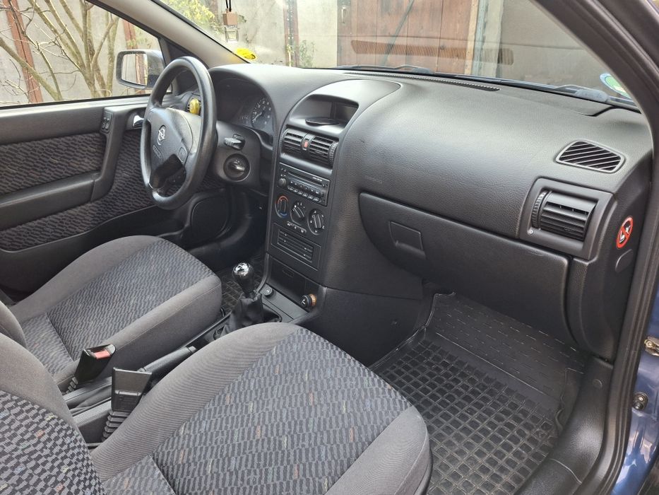 Авто Опель астра G