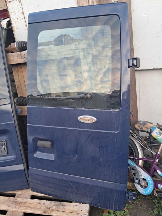 Двері Двери задні Ford Transit Транзит MK6 / MK7 00-14р.