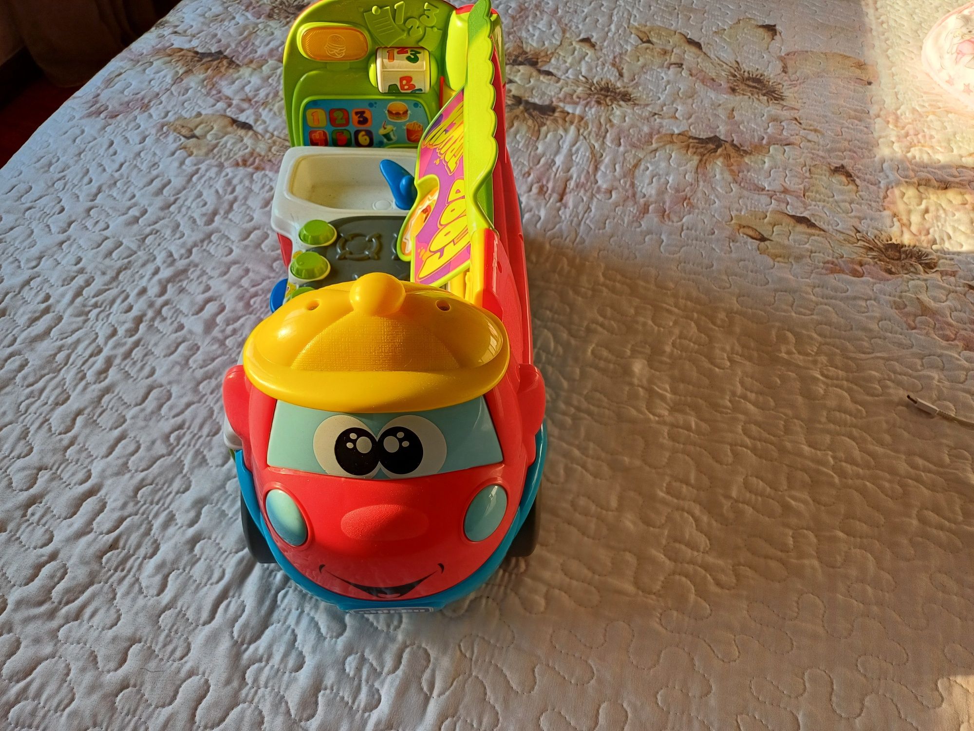 Carrinho de brincar