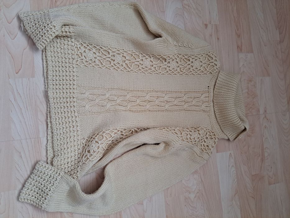 Markowy sweterek wełniany damski S - golf