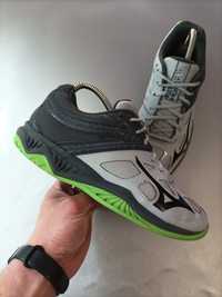 Кроссовки Mizuno Lightning Star