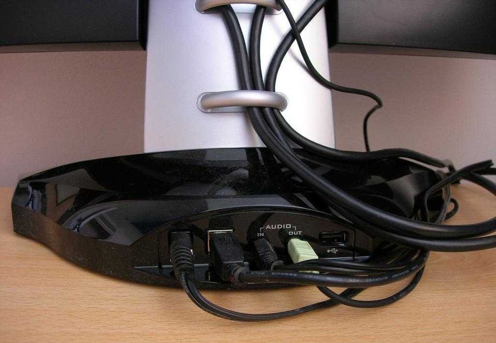 Монитор ViewSonic VX1945WM-3 (шнуры) со звуком, картридером, USB-хабом