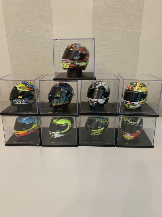 Шоломи відомого мотогонщика Валентино Россі Ціна за шт.