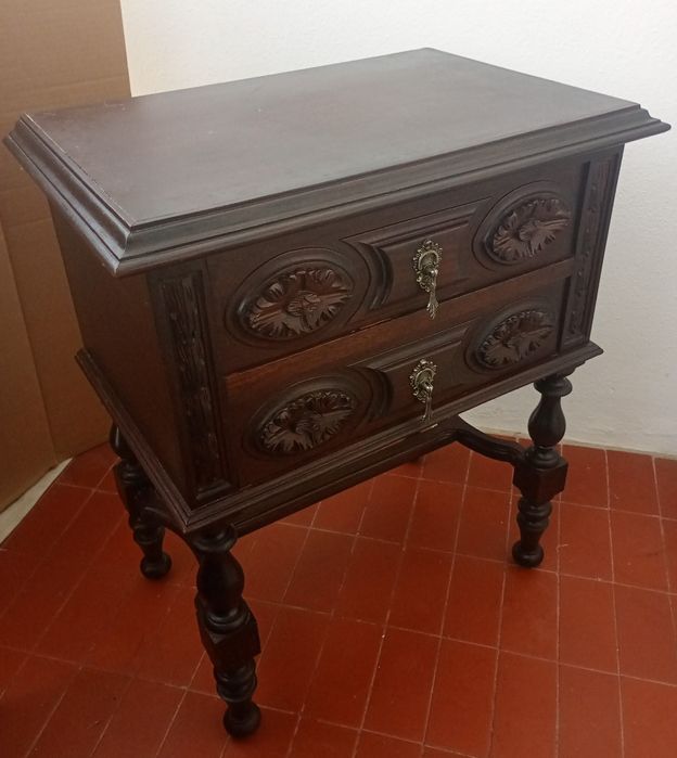 mesa de cabeceira