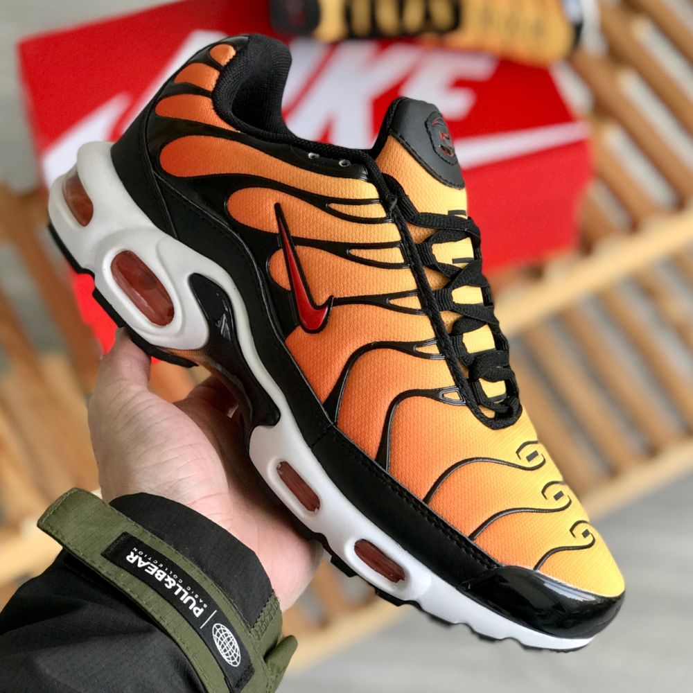 (БЕЗ ПЕРЕДОПЛАТИ) Nike Air Max TN Plus Black/White/Orange  унісекс