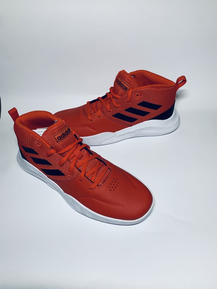 Новые оригинальные кроссовки Adidas кожаные