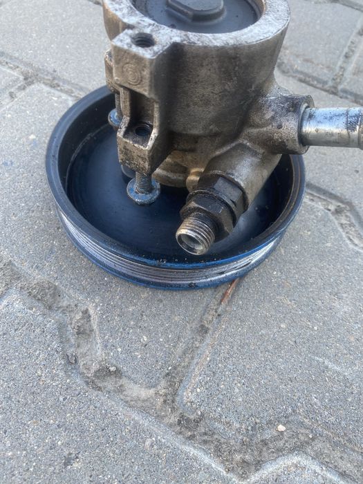 Насос ГУР dohc 2.0 ford