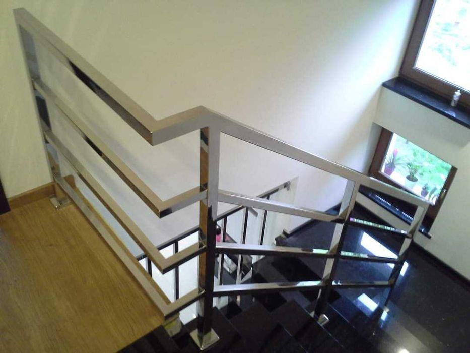 BALUSTRADA ze stali nierdzewnej Szybkie terminy Schody Balkony Tarasy