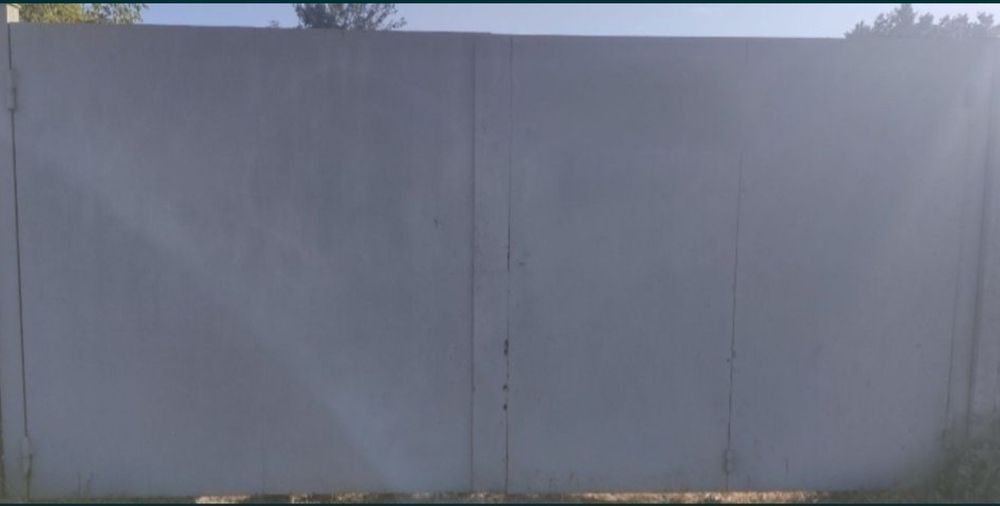 Гаражные ворота 4х2 метра с калиткой