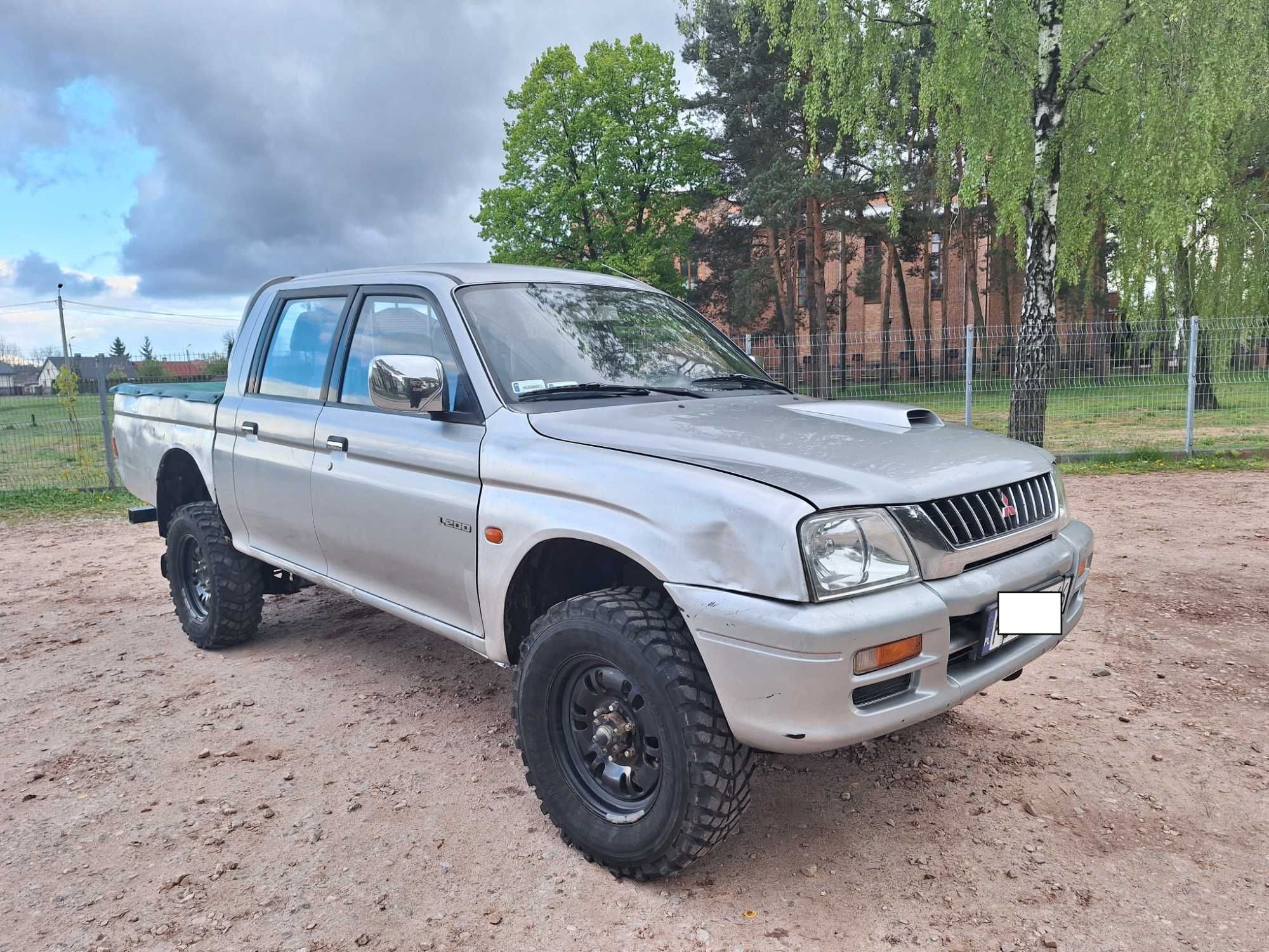 Mitsubishi L200 2.5 TDI 4x4 pickup CZOŁG