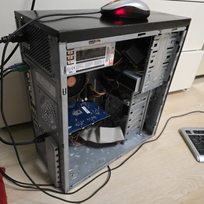 Komputer PC SSD 128GB Intel Core 2 Duo E7600 3.06GHz 4GB Ram DDR2