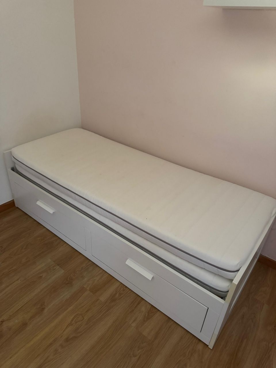 Cama individual /dupla BRIMNES (Ikea)
