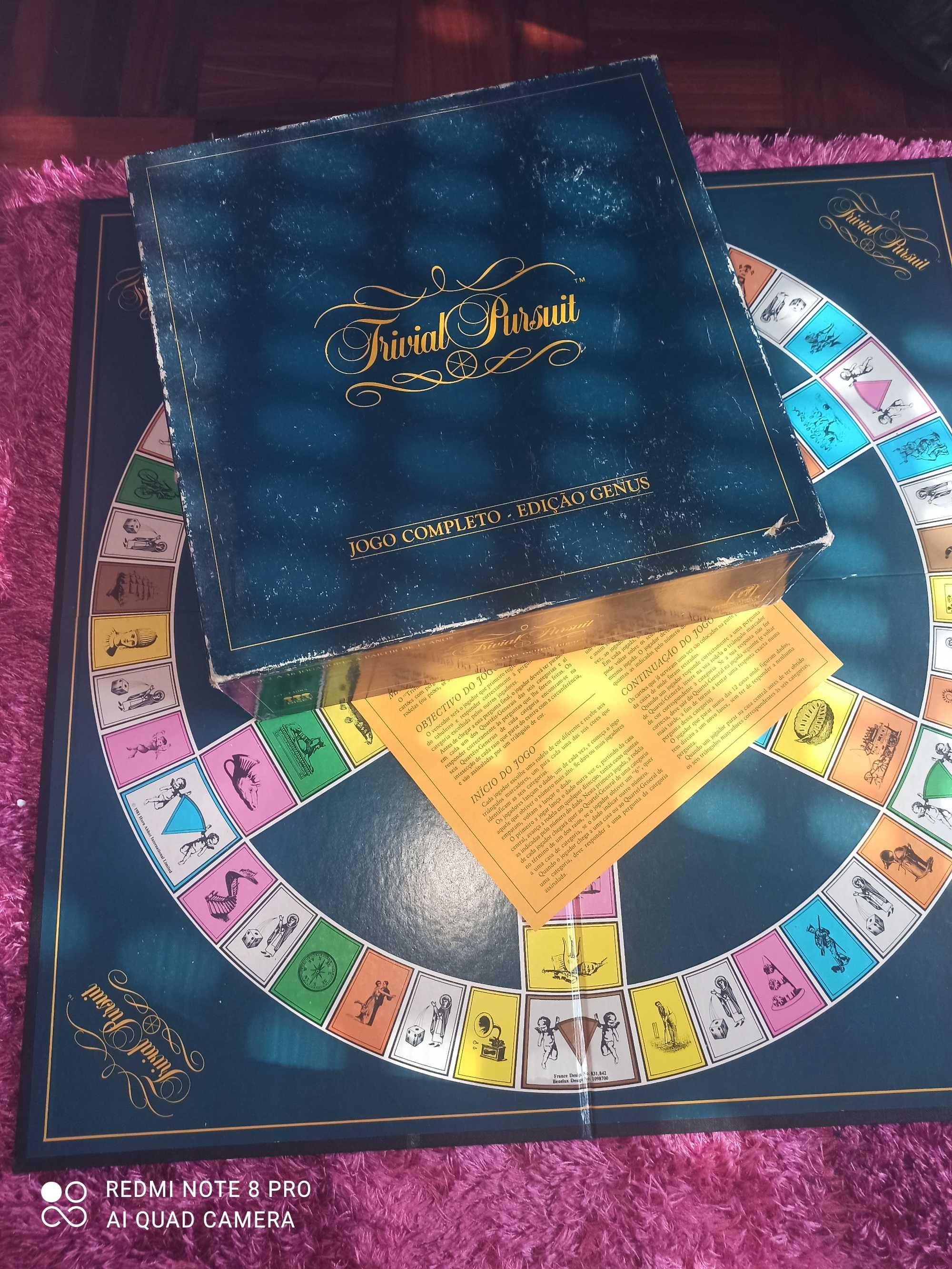 Jogo trivial de tabuleiro