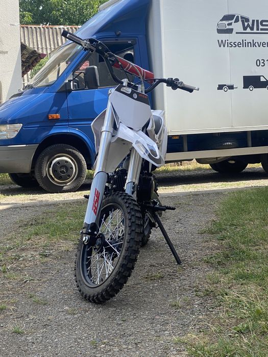 Мотоцикл BSE 125