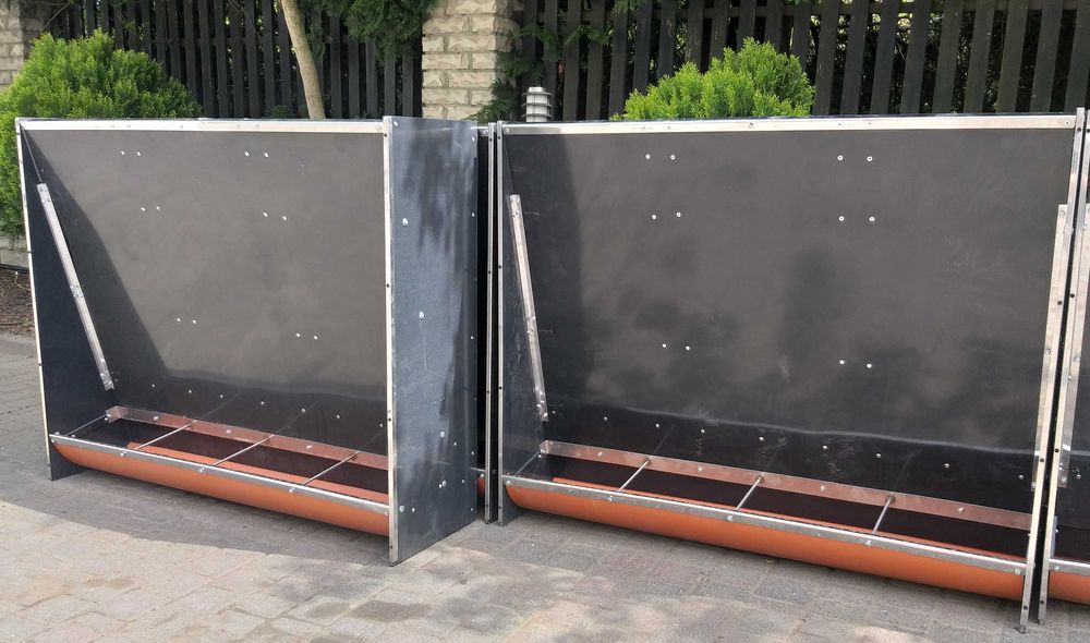 Paśnik dla 50 tuczników, świń - czterostanowiskowy automat paszowy AP4