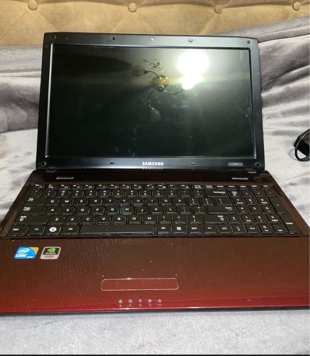 Ноутбук Samsung R580