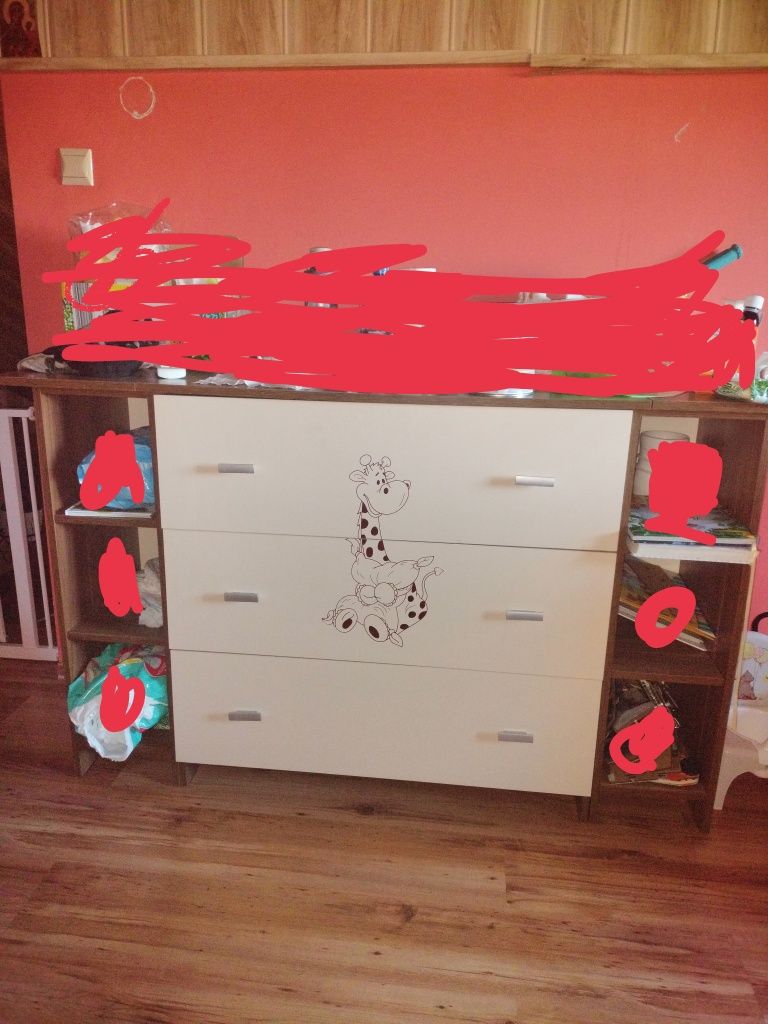 Sprzedam łóżeczko i komodę