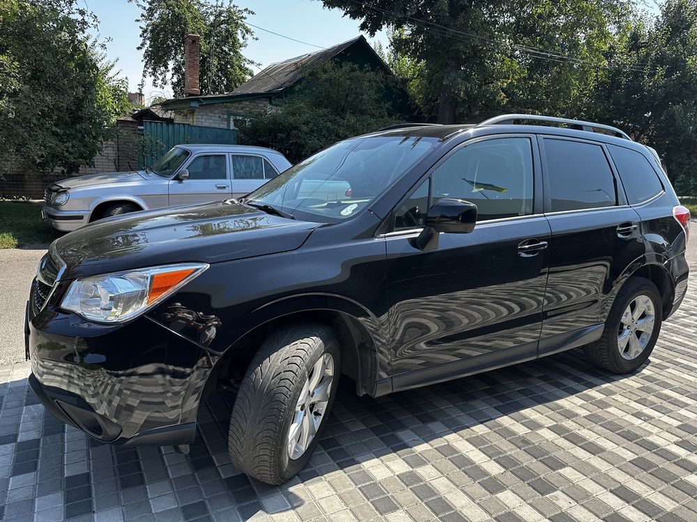 Subaru Forester  2014 Black