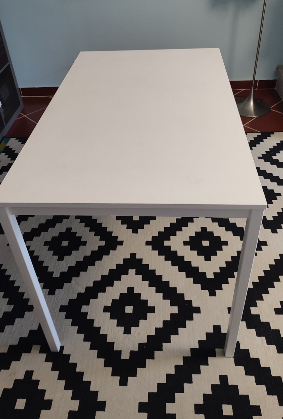 Mesa branca ikea