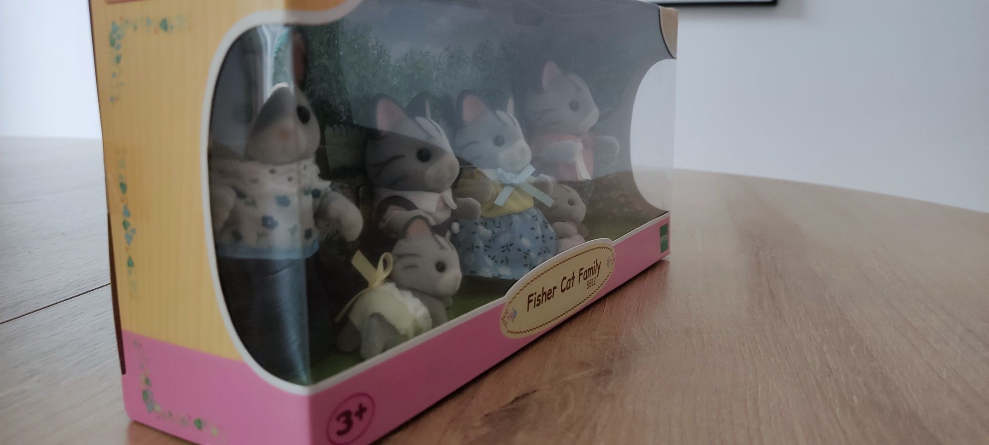 Nowe, nieotwarte! Sylvanian Families Fisher Cat Family 5812