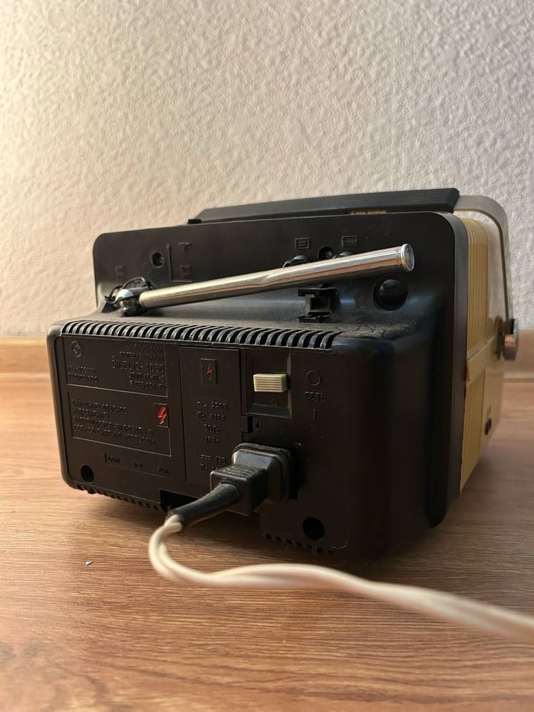 Stary litewski telewizorek