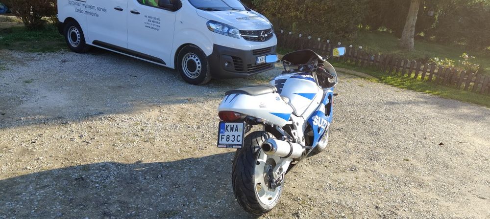 Suzuki gsxr 600 srad