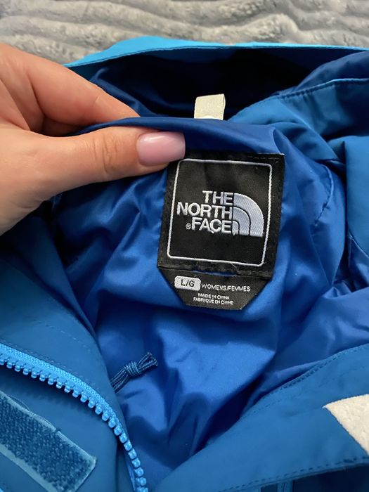 Спортивна вітровка