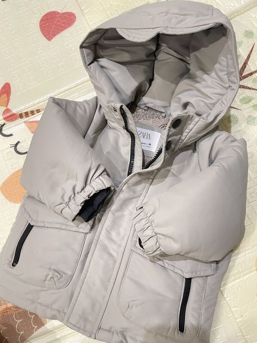 Тепла куртка Zara