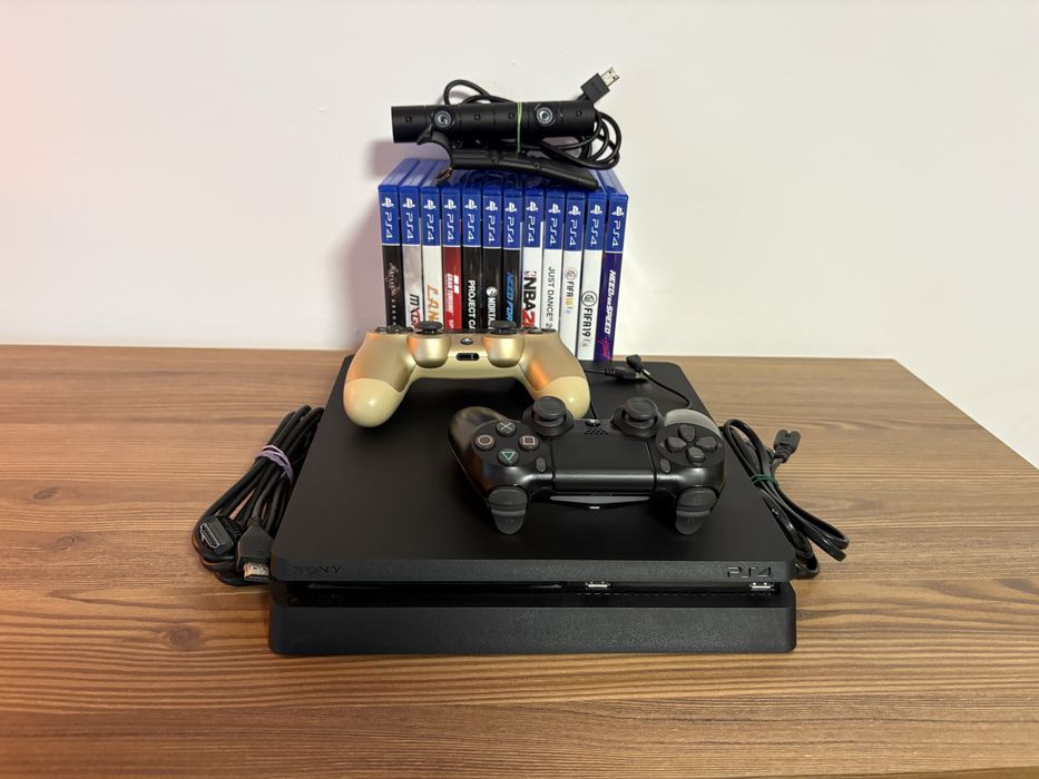PlayStation 4 Slim | Kamera | 12 gier | 2 pady