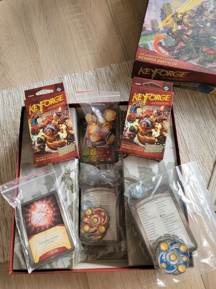 Keyforge zew Archontów