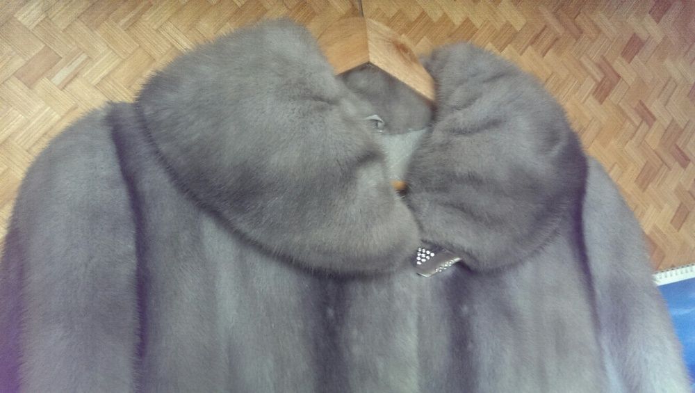 Продам натуральну шубу