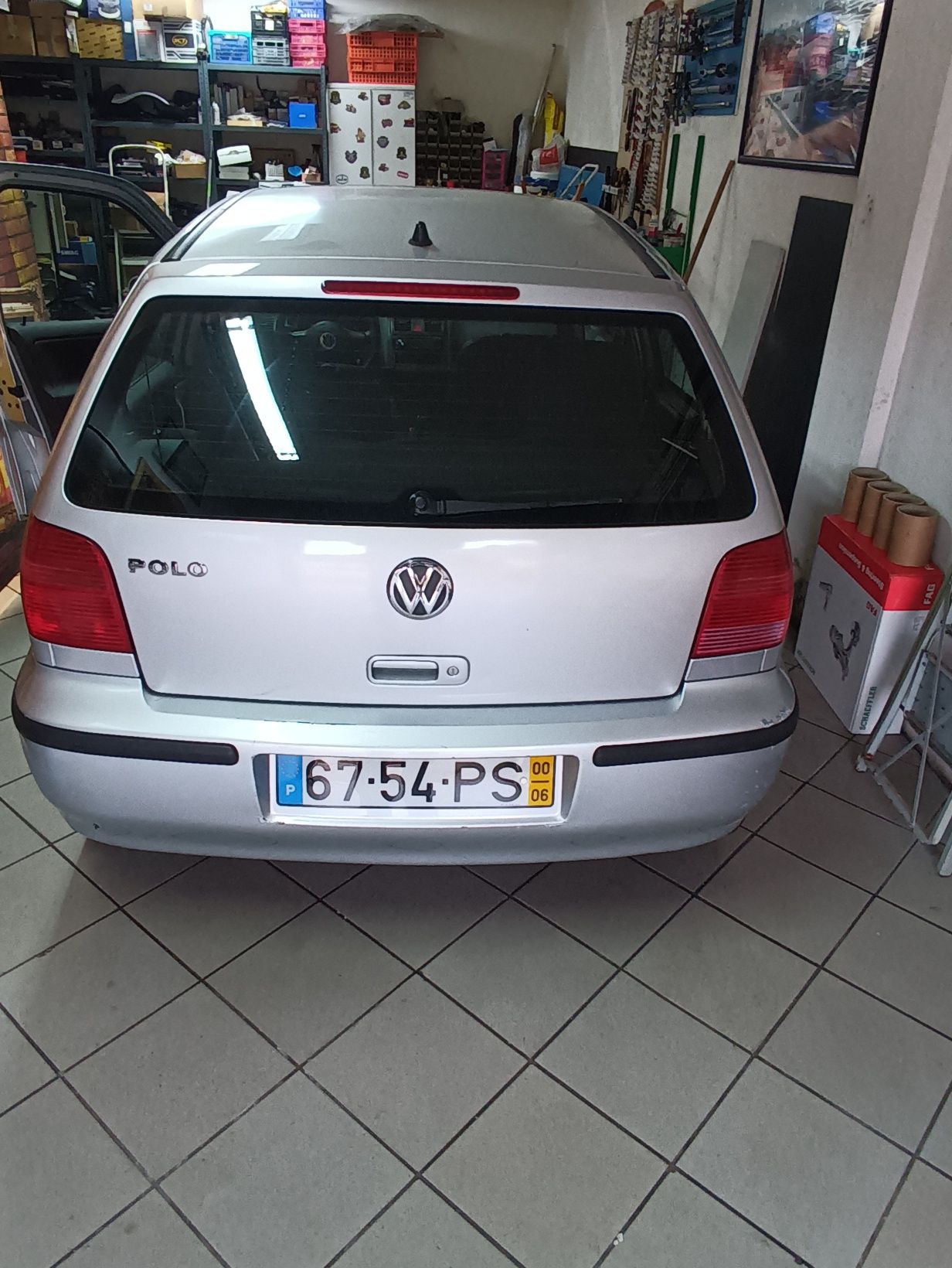 VW polo 6n2    1.0 mpi